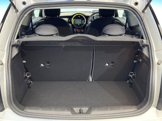 ���g�����N���[��:����L������e�X�y�[�X!���ꂾ���̍L��������΂��������⃌�W���[�Ȃǂɂ��œK�ł�!�g�p�������Ȃ����ꂢ�ȏ�Ԃ��ێ����Ă���܂��B