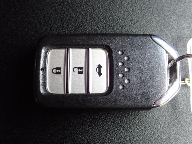 ���Ƃ��Ă��֗��ȃX�}�[�g�L�[�V�X�e���������g�т��邾���Ńh�A���̎{���E�J���E�G���W���n�����\�ȃX�}�[�g�L�[�V�X�e���ł��B