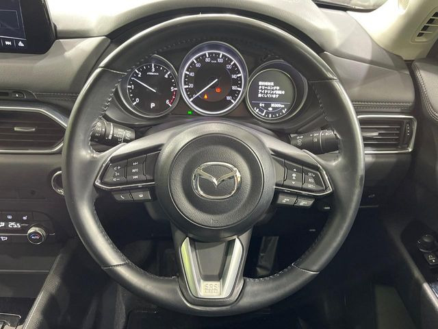 �y�����v�����X�e�A�����O�z�㎿�Ȋv���g�p���邱�ƂŁA��ɂ����������݂ƂĂ��^�]���₷���n���h���ł���