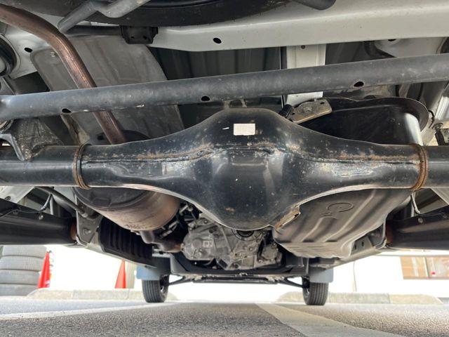 ����肪���ꂢ�Ȃ����ɁA�h�K���H�̎{�H���I�X�X���B�~��n��͂������A���ݕ��ɂ��Z���̕���A��Ń}�����E�E�B���^�[�X�|�[�c���������ɂ��D�]���������Ă���܂��B