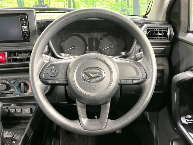 �y�X�e�A�����O�X�C�b�`�z�^�]���A�O������ڐ������炷���ƂȂ��A�I�[�f�B�I���̑��삪�\�ȕ֗��@�\!���S&���K�ȃh���C�u�����o���Ă���܂���