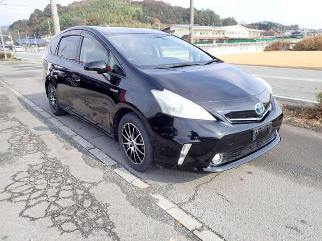 プリウスα1.8 S