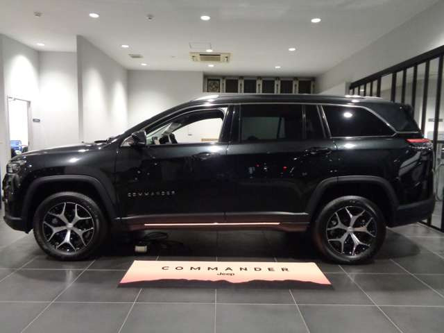 コマンダー2.0 リミテッド ディーゼル 4WD