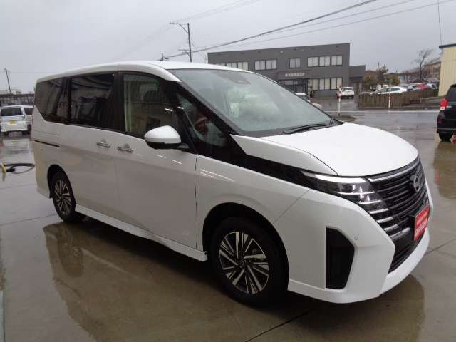 セレナ2.0 ハイウェイスターV 4WD