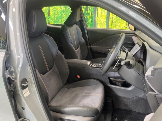 �y�n�[�t���U�[�V�[�g�z�������ƍ���S�n�𗼗������l�C�̃V�[�g���w�ʁE���ʂ̃t�@�u���b�N�f�ނ́A�ʋC���̗ǂ��⊊��ɂ����ɗD��Ă��܂��B�C���╞���ɍ��E���ꂸ���K�ɂ���肢�������܂��B