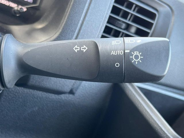 �y�I�[�g���C�g�z����̖��邳�ɉ����Ď����Ńw�b�h���C�g�̓_���E�������ł���@�\�ł�!���C�g�̕t���Y��E�����Y��Ȃǂ������Ȃ�A�J�̓���[���̑��s�����S!�g���l���ʉߎ����֗��ł��ˁ�