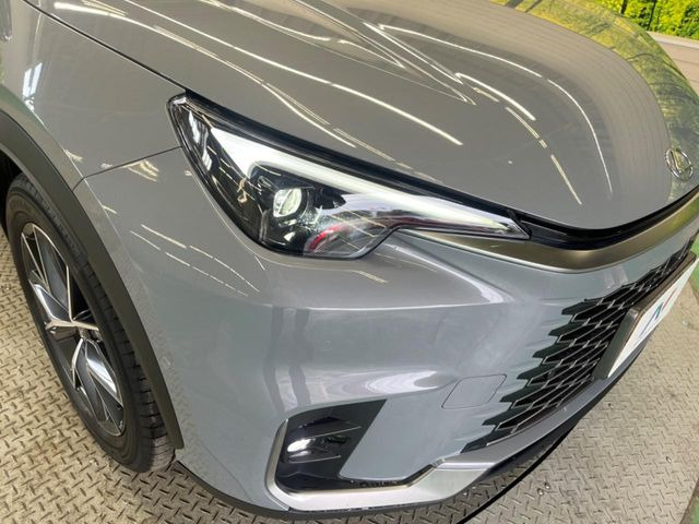 �yLED�w�b�h���C�g�z���V����ԑ��s�����ǍD�Ȏ��E���m�ۂ����S���ĉ^�]�ł��鍂�P�xLED�w�b�h���C�g�𑕔�!�_�����x�������A����d�͂��}�����Ă��܂��B