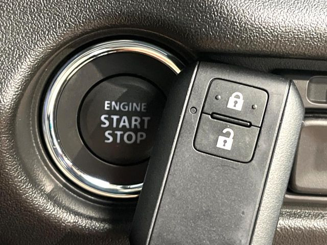 �y�L�[���X�X�^�[�g�V�X�e���z�J�o����|�P�b�g�ɓ��ꂽ�܂܂ł��h�A�̎{���E�������\�ȃX�}�[�g�L�[�𑕔��B�G���W���̃I���E�I�t�����J�M�����o���K�v����������Ƃ��Ă��֗��ł���