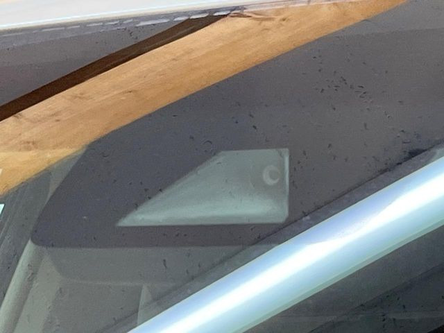 �y�g���^�Z�[�t�e�B�Z���X�z���s���ɑO���̎ԗ�����F�����A�Փ˂������Ȏ��͌x��ƃu���[�L�ŏՓˉ���Ɣ�Q�y�����A�V�X�g�B�����S�Ƀh���C�u�����y���݂��������܂��B