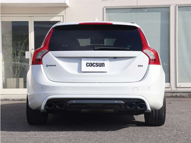 ���s�^�G���W���ɂ̓{���{�̔F�؂��擾����MOTUL�̍����I�C��SPECIFIC RBS0-2AE(0W-20)���g�p���܂��B