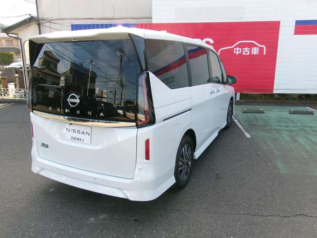 セレナ2.0 ハイウェイスターV