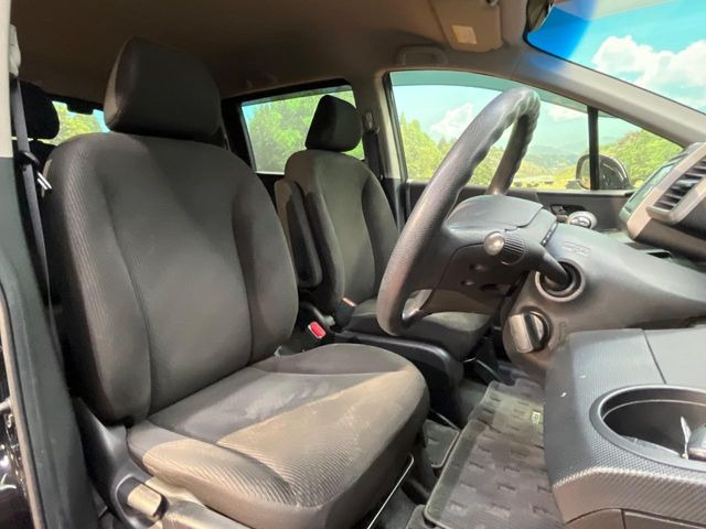 �^�]�ȃV�[�g���͎g�p�������Ȃ��A�ǍD�ȏ�ԂƂȂ��Ă��܂��B���J�Ɏg���Ă������Ƃ��悭�킩��܂��ˁB