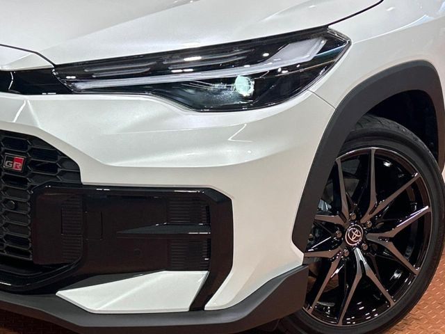 �yLED�w�b�h���C�g�z���V����ԑ��s�����ǍD�Ȏ��E���m�ۂ����S���ĉ^�]�ł��鍂�P�xLED�w�b�h���C�g�𑕔�!�_�����x�������A����d�͂��}�����Ă��܂��B