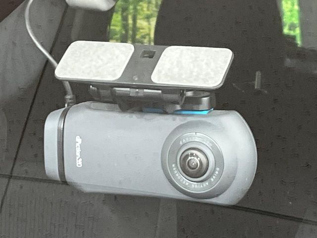 �y�h���C�u���R�[�_�[�z���S�E���S�ȃJ�[���C�t�ɕK�{�̃h���C�u���R�[�_�[�𑕔�!���s���͂������A������^�]�⎖�̂ɑ��������ۂ̏󋵂��f���ŋL�^���A����̃��X�N�ɔ����܂��B