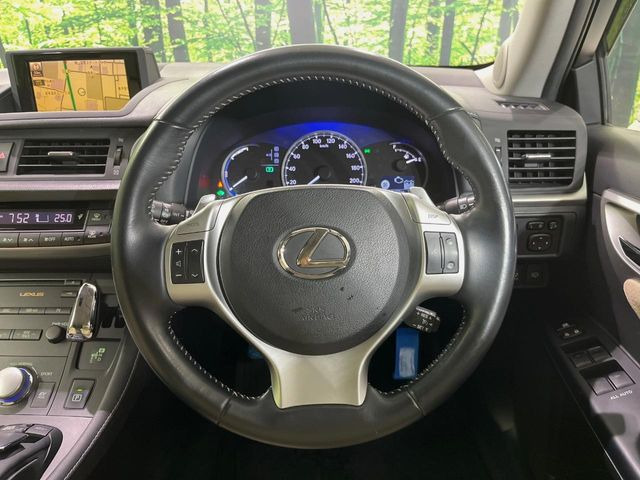 �y�����v�����X�e�A�����O�z�㎿�Ȋv���g�p���邱�ƂŁA��ɂ����������݂ƂĂ��^�]���₷���n���h���ł���