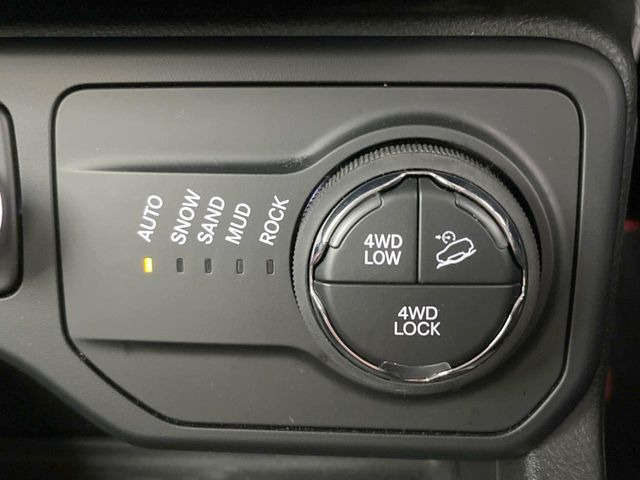 �����s���[�h�Z���N�^:���ꂼ��g�p�p�r�ɍ��킹�����s���[�h���I���\�ł�!�����̃h���C�u�����y�����Ȃ鑕���ł�!