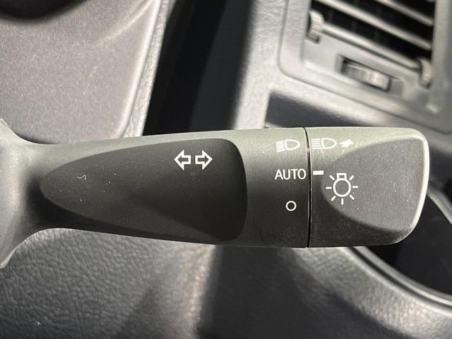 �y�I�[�g���C�g�z����̖��邳�ɉ����Ď����Ńw�b�h���C�g�̓_���E�������ł���@�\�ł�!���C�g�̕t���Y��E�����Y��Ȃǂ������Ȃ�A�J�̓���[���̑��s�����S!�g���l���ʉߎ����֗��ł��ˁ�