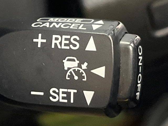 �y���[�_�[�N���[�Y�R���g���[���z�������H�ł̒��������s���y��!!�����ő��x��ۂN���[�Y�R���g���[�����A�Փˌy���V�X�e���ƘA�g���A�O���̎ԗ������m���ĎԊԂ�ۂ悤�ɑ��x���߂��Ă���܂�!!