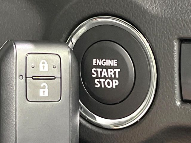 �y�L�[���X�X�^�[�g�V�X�e���z�J�o����|�P�b�g�ɓ��ꂽ�܂܂ł��h�A�̎{���E�������\�ȃX�}�[�g�L�[�𑕔��B�G���W���̃I���E�I�t�����J�M�����o���K�v����������Ƃ��Ă��֗��ł���