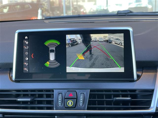 2シリーズアクティブツアラー218i ラグジュアリー