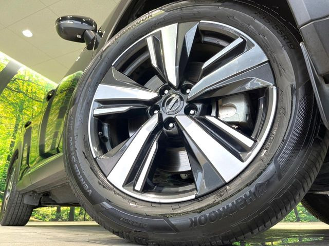 �y����19�C���`�A���~�z�C�[���z�O�ςɃ}�b�`���������A���~�z�C�[���𑕒����Ă���܂��B�e��ЊO�A���~�z�C�[����A�X�^�b�h���X�^�C�����戵�����Ă���܂��B���񂲑��k����������