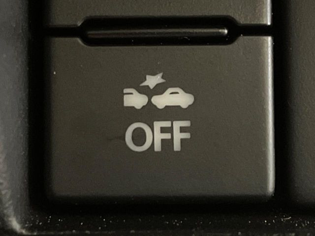 �y�X�Y�L �Z�[�t�e�B�T�|�[�g�z���s���ɑO���̎ԗ�����F�����A�Փ˂������Ȏ��͌x��ƃu���[�L�ŏՓˉ���Ɣ�Q�y�����A�V�X�g�B�����S�Ƀh���C�u�����y���݂��������܂��B