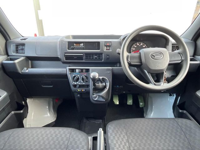 �O���[�v���݌ɐ���30,000��!!�S���̌n��X���烁�[�J�[�E�Ԏ��킸���Љ�o����̂ŁA���Ȃ��Ƀs�b�^���̂��Ԃ�������͂��ł���܂��͂��₢���킹��������