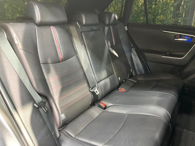 �y���烌�U�[�V�[�g�z����̂ӂ���肪�e�ՂŃ����e�i���X�����ȒP�ȁA�@�\���ɗD��鍇����v���̗p�����㎿�ȃV�[�g�ł��B����S�n���悭�A���������ӂ��S�n�ǂ��ԓ���Ԃ����o���Ă���܂��B