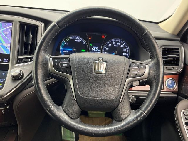 �y�����v�����X�e�A�����O�z�㎿�Ȋv���g�p���邱�ƂŁA��ɂ����������݂ƂĂ��^�]���₷���n���h���ł���