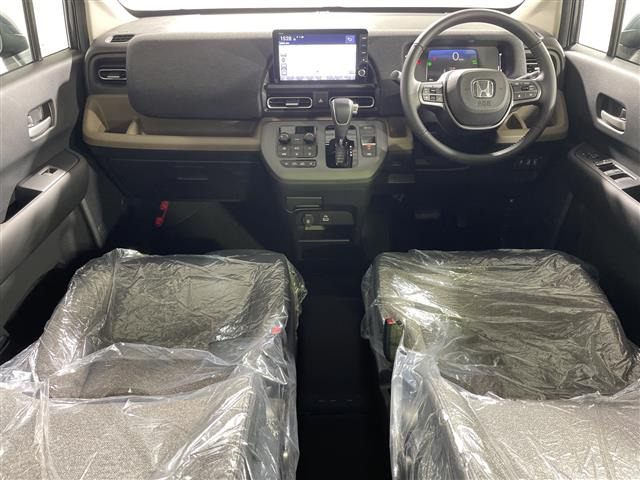 フリード1.5 e:HEV エアー EX