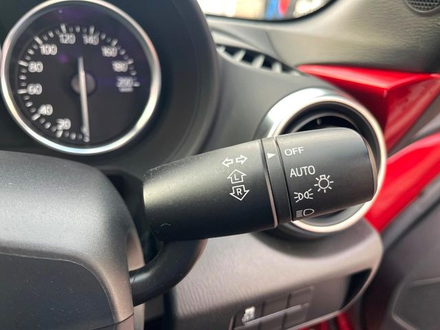 �y�I�[�g���C�g�z����̖��邳�ɉ����Ď����Ńw�b�h���C�g�̓_���E�������ł���@�\�ł�!���C�g�̕t���Y��E�����Y��Ȃǂ������Ȃ�A�J�̓���[���̑��s�����S!�g���l���ʉߎ����֗��ł���