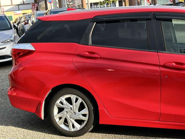 ���Ђ́A���q���܂̃j�[�Y�ɂ������o����悤�A�L�x�ȎԎ����葵���Ă���܂��B����芷���̍ۂ��A����A��낵�����肢�������܂��B