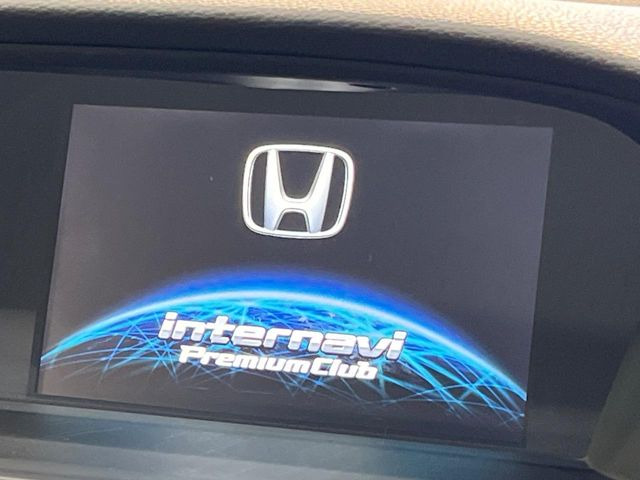 �y���[�J�[�����i�r�z�C���e���A�ɗn�����ރX�^�C���b�V���ȁu��p�݌v�v���[�J�[�i�r�𑕔��􎋔F���⑀�쐫�ȂǊ�{���\�ɂ��D��A���㎿�ȃJ�[���C�t�����y���݂��������܂��B