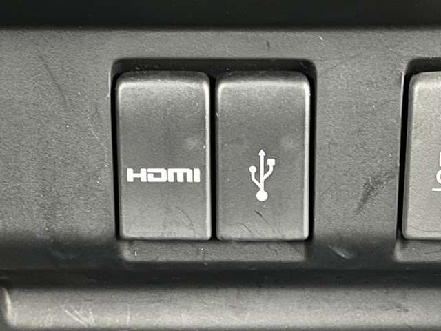 HDMI�AUSB�ڑ��\!