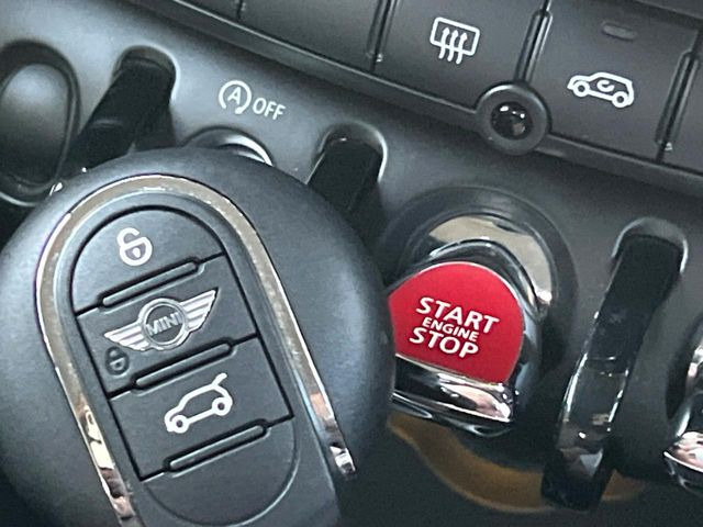 ���X�}�[�g�G���g���[:���������Ă��邾���ŁA�h�A���b�N�����E�{������G���W���X�^�[�g�܂ő���ł���֗��ȋ@�\�ł�!