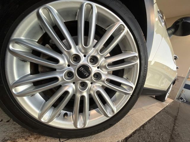 ������17�C���`�A���~�z�C�[��:�A���ԂȂ�ł͂̑�z����������x����z�C�[���Ƒ����ł�!���{�Ԃ̑���Ɋ���Ă�����ɂ����Б̊����Ē��������قǁA�������x���ł܂Ƃ܂��Ă��܂�!