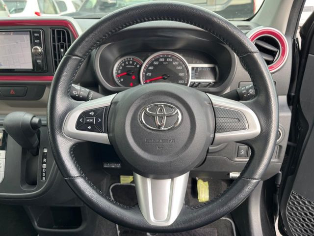 �y�X�e�A�����O�X�C�b�`�z�^�]���A�O������ڐ������炷���ƂȂ��A�I�[�f�B�I���̑��삪�\�ȕ֗��@�\!���S&���K�ȃh���C�u�����o���Ă���܂���