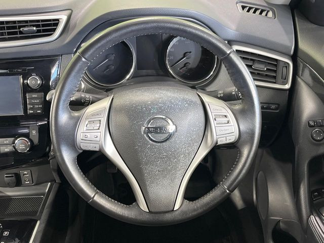 �y�����v�����X�e�A�����O�z�㎿�Ȋv���g�p���邱�ƂŁA��ɂ����������݂ƂĂ��^�]���₷���n���h���ł���