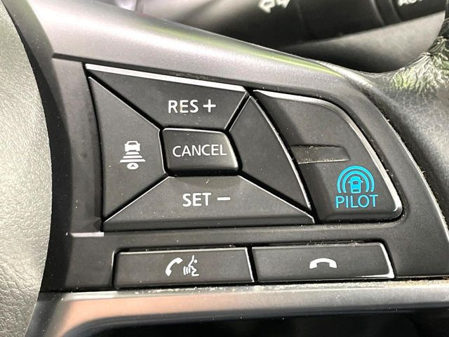 �y�v���p�C���b�g�z�������H�ł̒��������s���y��!!�a�؎��Ə��񑖍s�̃V�[���ŁA�A�N�Z���E�u���[�L�E�X�e�A�����O�������Ő��䂵�A�������^�]�̕��S���y�����Ă���܂���