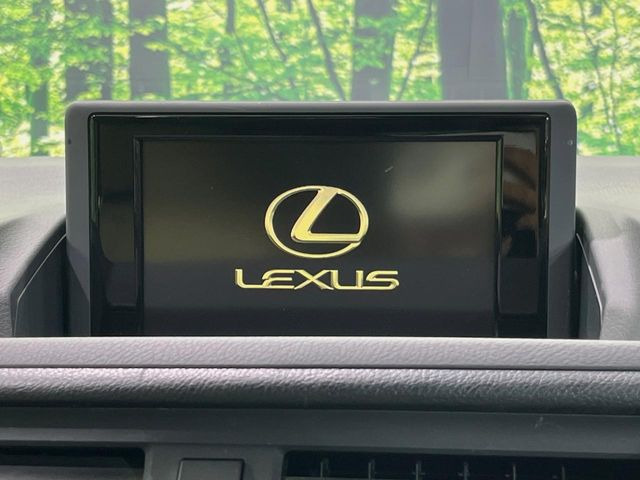 �y���[�J�[�����i�r�z�C���e���A�ɗn�����ރX�^�C���b�V���ȁu��p�݌v�v���[�J�[�i�r�𑕔��􎋔F���⑀�쐫�ȂǊ�{���\�ɂ��D��A���㎿�ȃJ�[���C�t�����y���݂��������܂��B