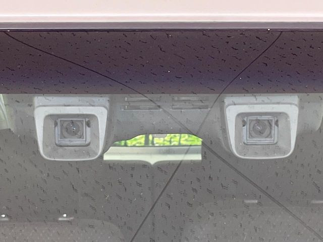 �y�X�Y�L �Z�[�t�e�B�T�|�[�g�z���s���ɑO���̎ԗ�����F�����A�Փ˂������Ȏ��͌x��ƃu���[�L�ŏՓˉ���Ɣ�Q�y�����A�V�X�g�B�����S�Ƀh���C�u�����y���݂��������܂��B