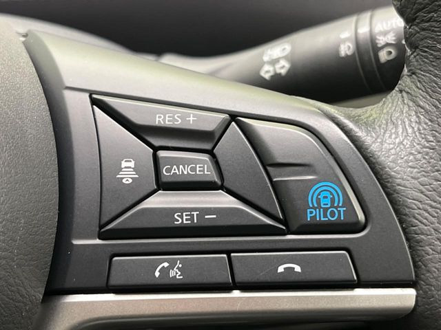 �y�v���p�C���b�g�z�������H�ł̒��������s���y��!!�a�؎��Ə��񑖍s�̃V�[���ŁA�A�N�Z���E�u���[�L�E�X�e�A�����O�������Ő��䂵�A�������^�]�̕��S���y�����Ă���܂���