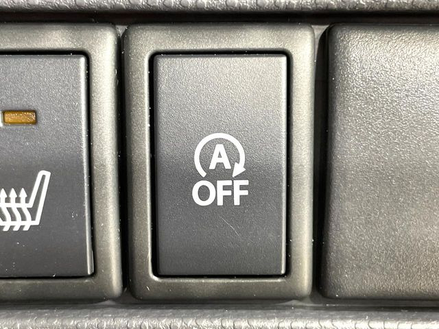 �y�A�C�h�����O�X�g�b�v�z�ԐM����a�؂Œ�Ԃ����ۂɃG���W�����~���A���ʂȔR���̏����}���܂��B�R��������ی�ɂȂ���@�\��G���W���̓u���[�L�𗣂��΍Ďn�����܂��B