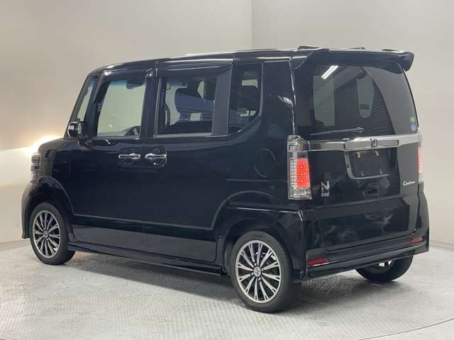 �l�C�̎Ԏ킪�����낢!�e���[�J�[ �ŐV�l�C�Ԃ����C���i�b�v!���ĐG���đI�ׂ�W����ł�!