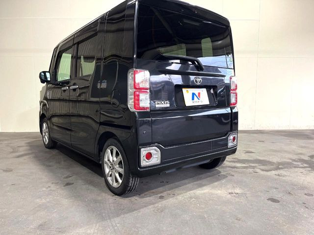 ☆全国のネクステージからお取り寄せが可能※!遠方の店舗に展示してあるクルマが気になる場合も、最寄りの店舗でご覧いただくことが可能です!是非私たちに要望をお聞かせください!※別途費用