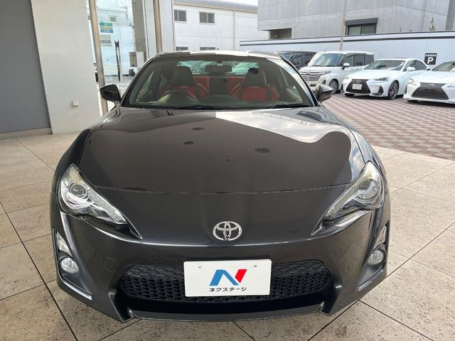 ���Ђł́A�S�ԁw�C�����Ȃ��x�̂��Ԃ̂ݎ�舵���Ă���܂��B��C�o�C���[�ɂ�錵�I�����d����̌�A���Ɍ�̎ԗ��`�F�b�N���s���A�l�N�X�e�[�W���F�肵�����i���Ȓ��ÎԂ����񋟂��Ă���܂��B