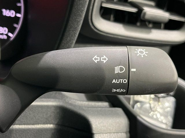 �y�I�[�g���C�g�z����̖��邳�ɉ����Ď����Ńw�b�h���C�g�̓_���E�������ł���@�\�ł�!���C�g�̕t���Y��E�����Y��Ȃǂ������Ȃ�A�J�̓���[���̑��s�����S!�g���l���ʉߎ����֗��ł��ˁ�