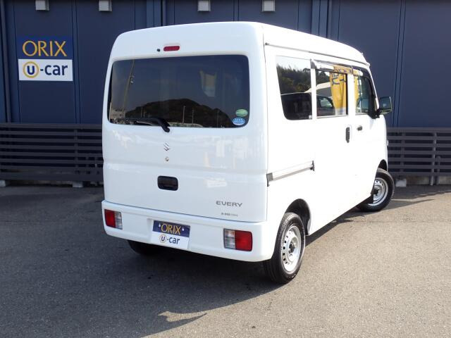 �����r���[�̉摜�ɂȂ�܂��B�I���b�N�X�F�蒆�ÎԂɂ́A���w��������S���Ă���肢���������߂ɁA�Ǝ��́u�I���b�N�X�F�蒆�Îԕۏ؁v�����t�����Ă��܂��B