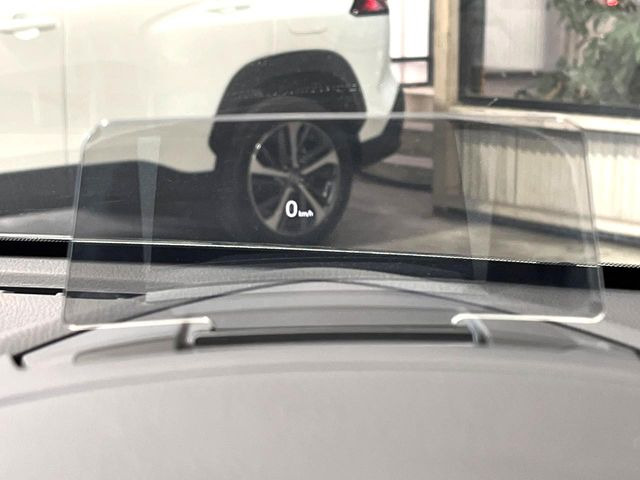 �y�w�b�h�A�b�v�f�B�X�v���C�z���݂̑��x�⑖�s�����f�W�^���\���ŉ^�]�ȑO���̃K���X�ɓ��e!�^�]���A�ڐ������炳���K�v�ȏ����m�F�ł���̂łƂ��Ă��֗��ň��S!