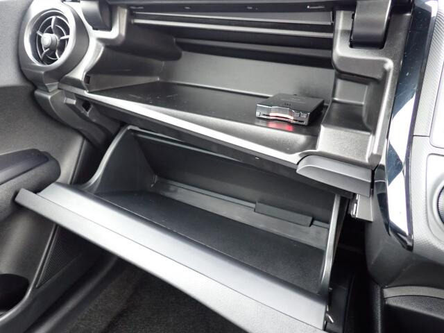 ���[�����Ղ�O���[�u�{�b�N�X�B